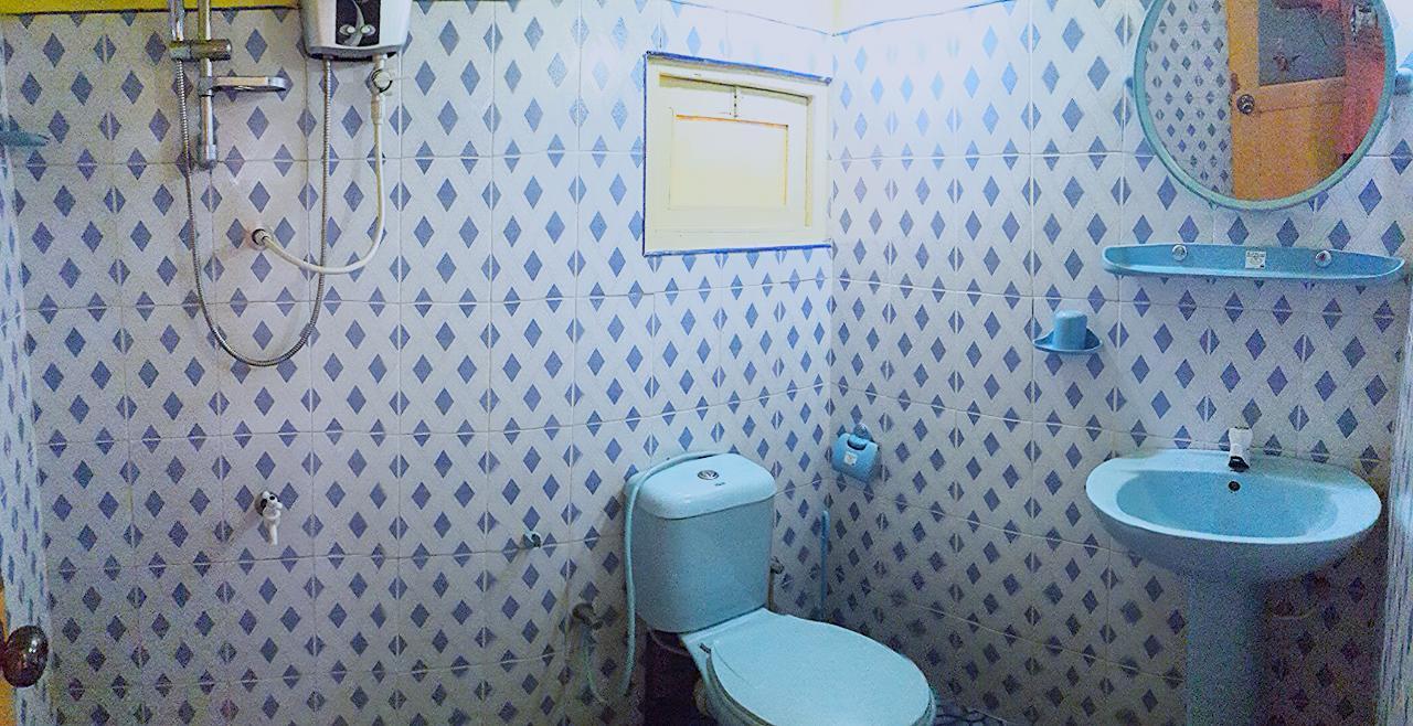 Apple Sara Home Stay Канди Екстериор снимка